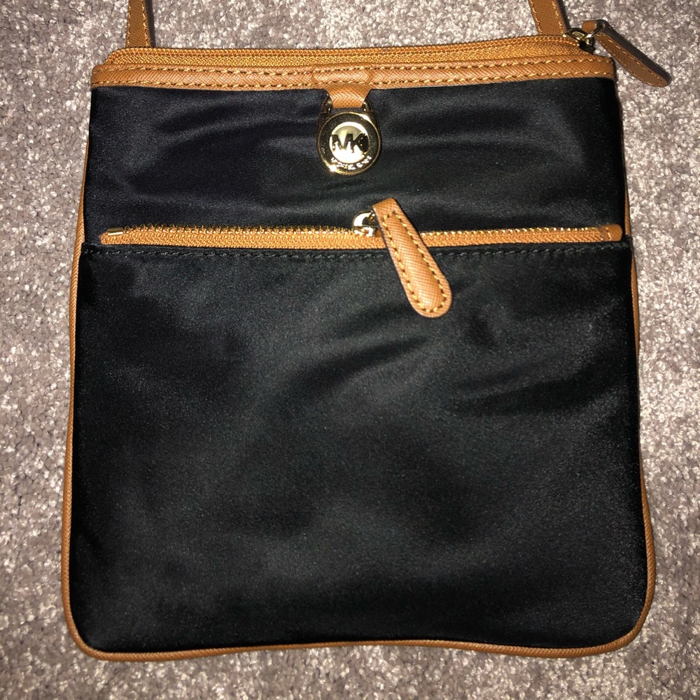 Michael Kors Cross Body Bag